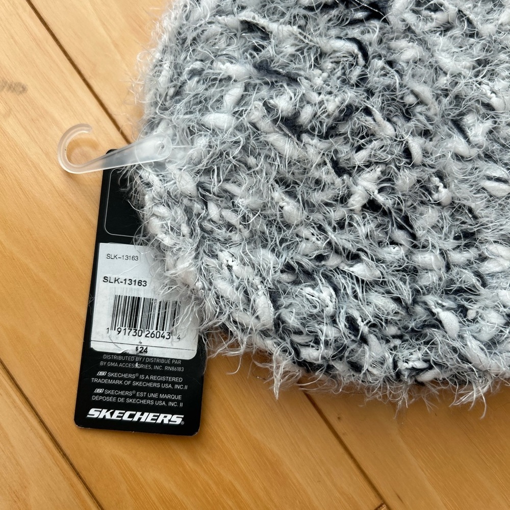 NWT Skechers Women’s Black Combo Beanie Toboggan Hat - Picture 4 of 12